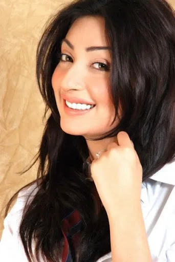 Ayesha Khan Hot Sexy Bikini Pic