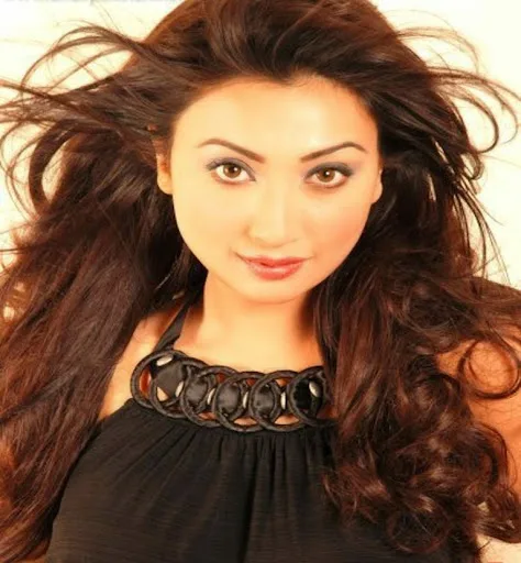 Ayesha Khan Hot Sexy Bikini Wallpapers