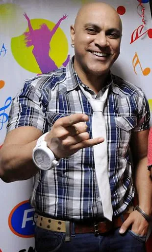 Baba-Sehgal-Hot-Image