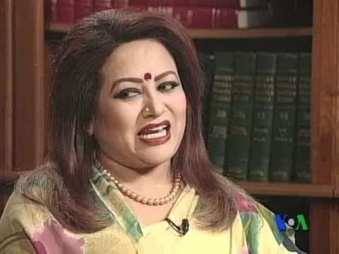 Babita-Hot-Bikini-Bra-Photo