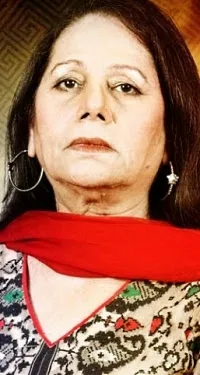 Badar Khalil Hot Sexy Bikini Images, Photos, Pics, Stills