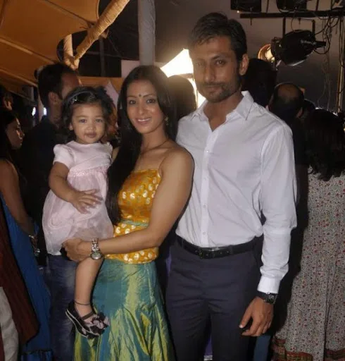 Barkha-Bisht-Sengupta-Hot-Bikini-Wallpapers