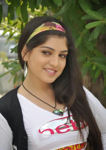 Barsha-Priyadarshini-Hot-Bikini-Stills