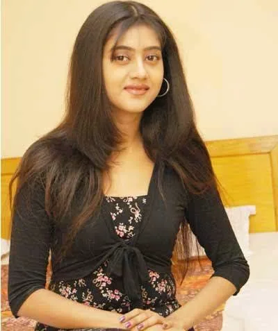 Barsha-Priyadarshini-Hot-Bikini-Wallpaper
