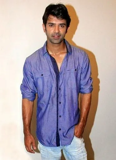 Barun Sobti Hot Photos