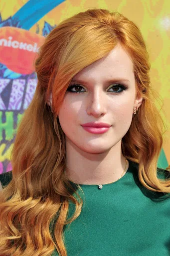 Bella-Thorne-Hot-Bikini-Stills