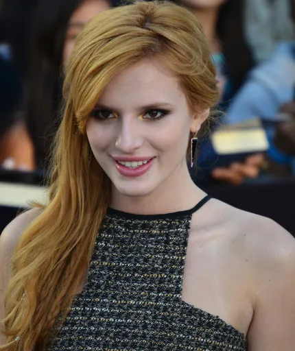 Bella-Thorne-Hot-Bikini-Image-Gallery