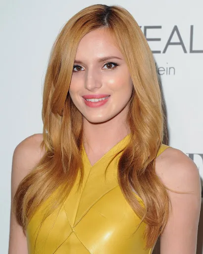 Bella-Thorne-Hot-Bikini-Photo-Gallery
