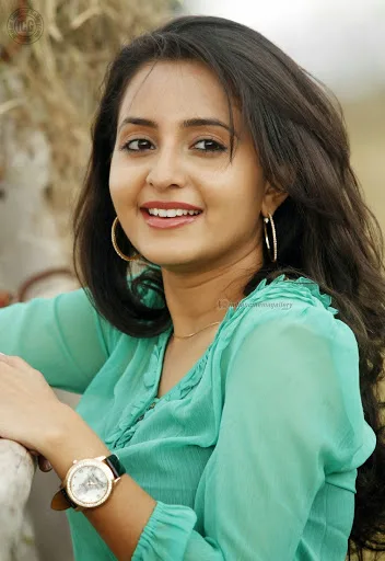 Bhama-Hot-Bikini-Images