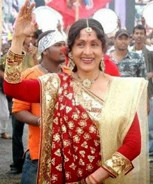 Bharathi-Vishnuvardhan-Hot-Bikini-Pictures
