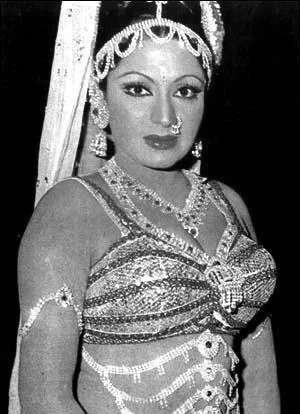 Bindu-Hot-Bikini-Pics