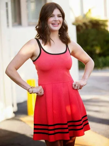 Casey Wilson Hot Sexy Bikini Stills