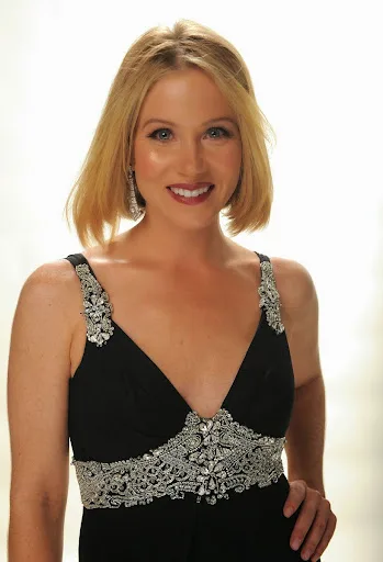 Christina Applegate Hot Sexy Bikini Photo