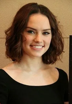 Daisy-Ridley-Hot-Bikini-Photos