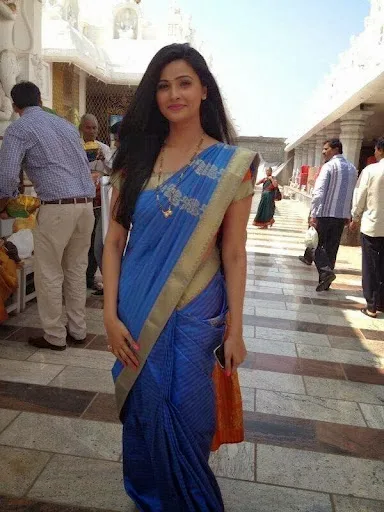 Daisy Shah Hot Bikini Photos