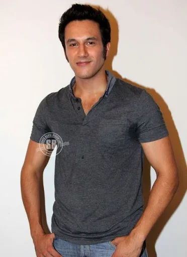 Danny Sura Hot Wallpapers