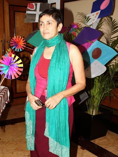 Deepa Sahi Hot Sexy Bikini Bra Photos