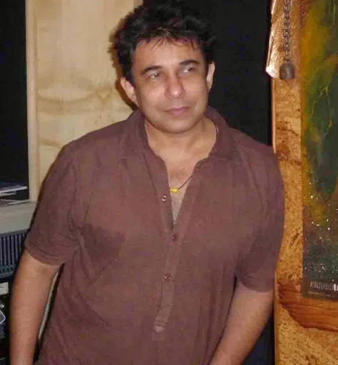 Deepak Tijori Hot Photo