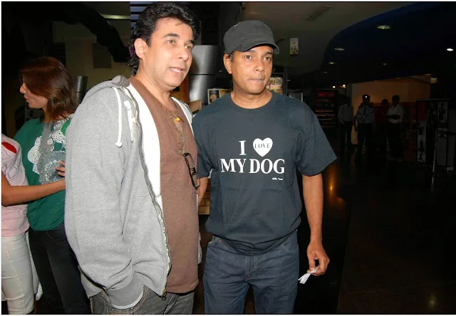 Deepak Tijori Hot Pics