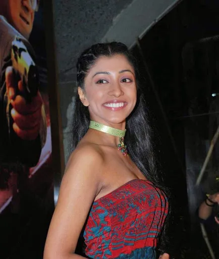 Deepal-Shaw-Hot-Bikini-Image-Gallery