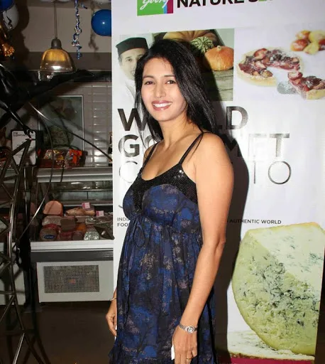 Deepti-Bhatnagar-Hot-Photo-Gallery