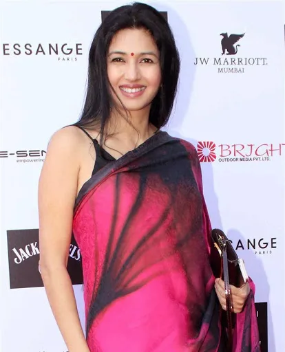 Deepti-Bhatnagar-Hot-Bikini-Photos