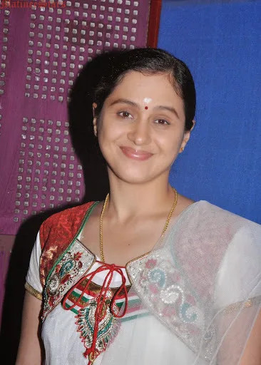 Devayani-Hot-Bikini-Wallpapers
