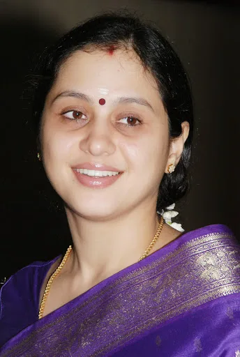 Devayani-Hot-Naval-Images