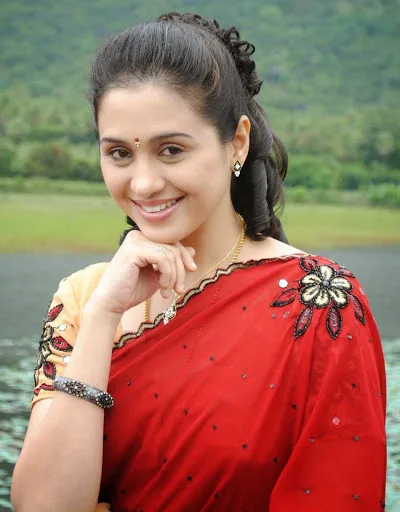 Devayani-Hot-Photo-Gallery