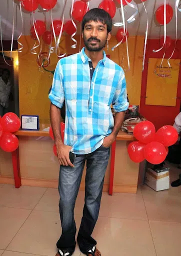 Dhanush-Photos