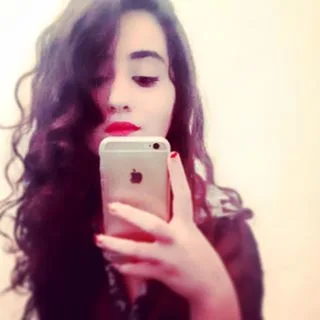 Diana-Khan-Hot-Bikini-Pics