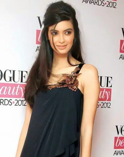 Diana-Penty-Hot-Bikini-Pictures