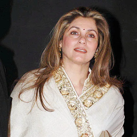 Dimple Kapadia Hot Sexy Bikini Image Gallery