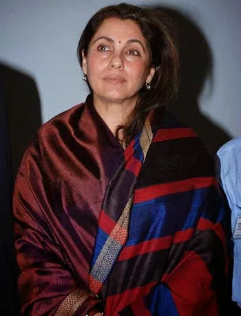 Dimple Kapadia Hot Sexy Bikini Pics