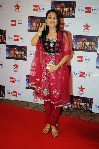 Disha-Vakani-hot-Photo-Gallery