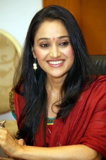 Disha-Vakani-Hot-Bikini-Still