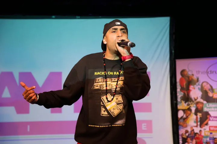 Dr. Zeus Photo Gallery, Family Photos, Latest Images