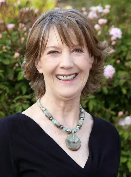 Eileen Atkins Hot Sexy Bikini Pics