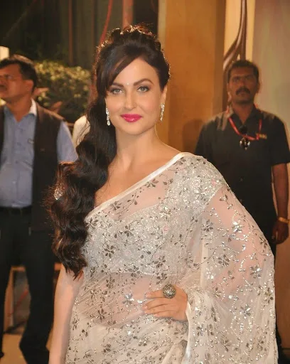 Elli-Avram-Hot-Bikini-Wallpaper