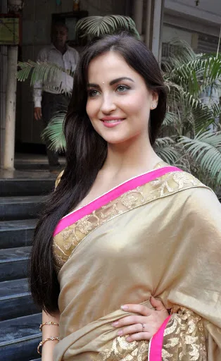 Elli-Avram-Hot-Photos