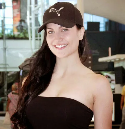Elli-Avram-Hot-Bikini-Photos