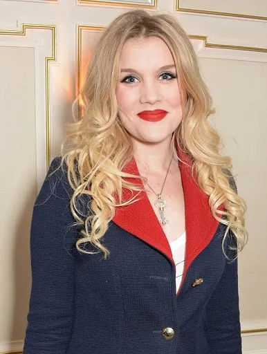 Emerald-Fennell-Hot-Bikini-Still