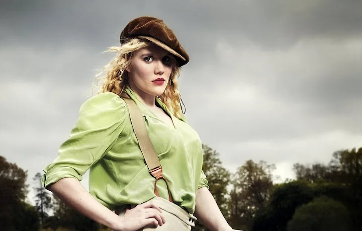 Emerald-Fennell-Hot-Bikini-Stills