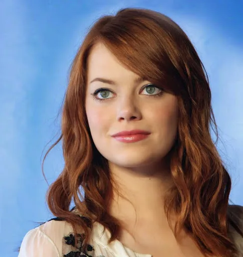 Emma Stone Hot Sexy Bikini Images, Photos, Stills, Pics, Gallery