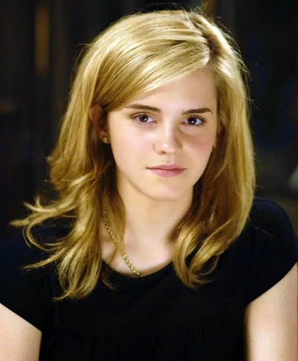 Emma Watson Hot Sexy Bikini Photos