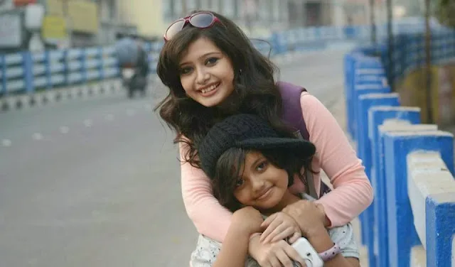 Ena-Saha-Hot-Bra-Photo-Gallery