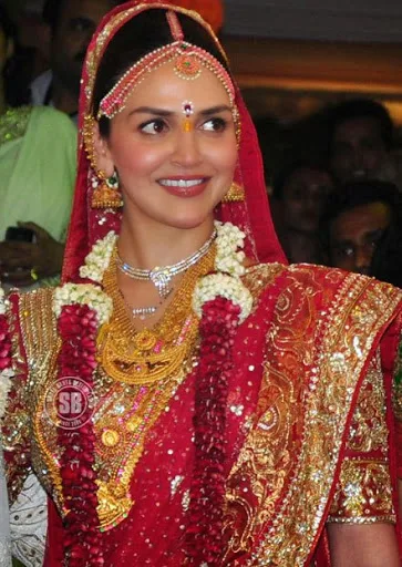 Esha-Deol-Hot-Bikini-Images