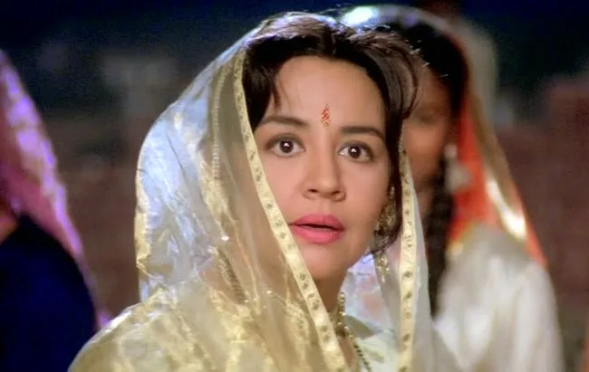 Farida-Jalal-Hot-Bikini-Still