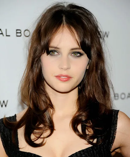 Felicity Jones Hot Sexy Bikini Images, Photos, Stills, Pics, Gallery