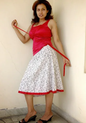 Fllora Saini Hot Sexy Bikini Image Gallery, Images, Photos, Stills, Pics